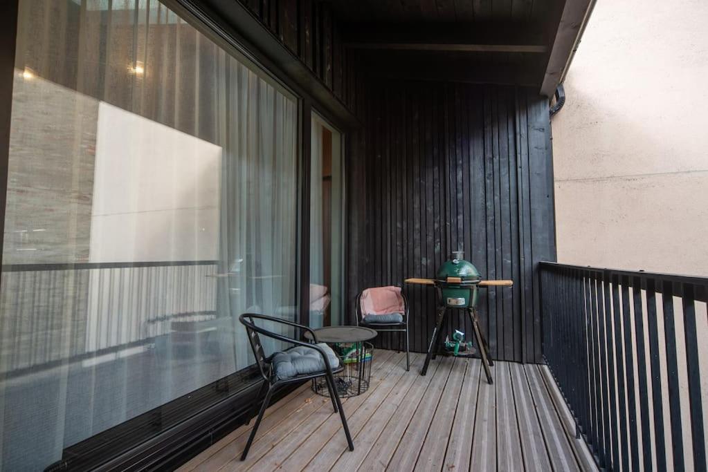 3 Storey Apartment With A Character And A Terrace รีกา ภายนอก รูปภาพ